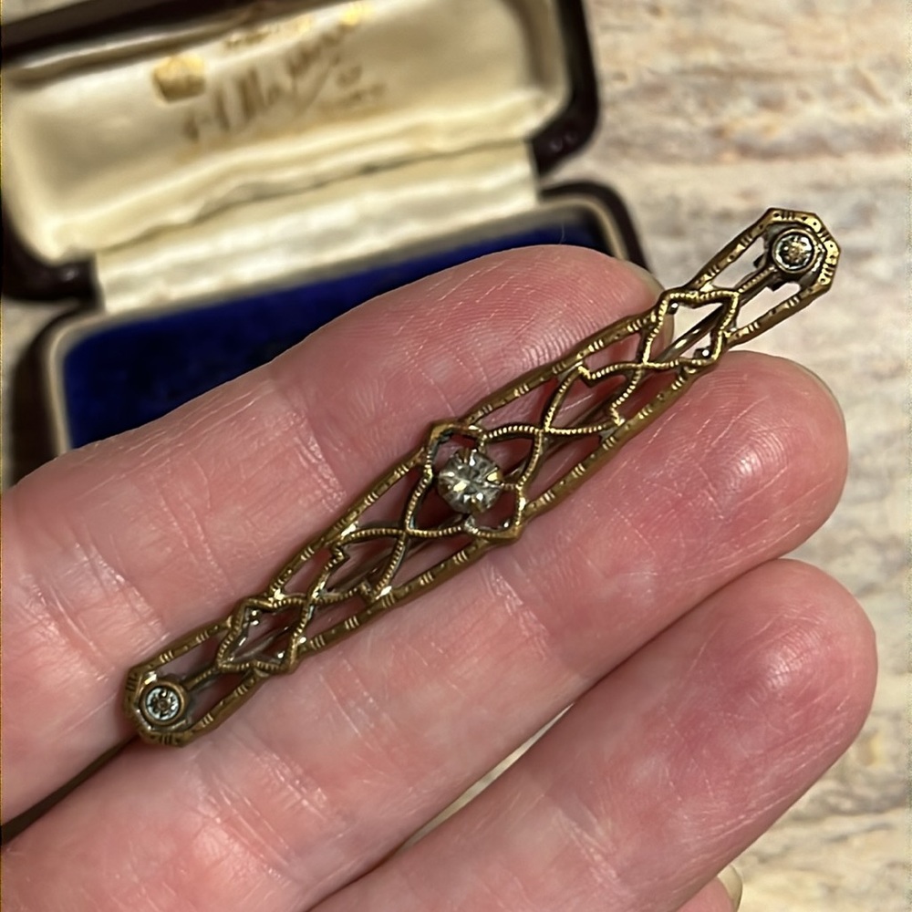 Antique Victorian Clear Paste Stone Bar Pin